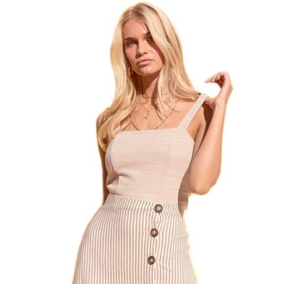 ✨ NWT Twist Back Top | MINKPINK - Picture 1 of 7